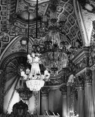 Lighted chandelier, Los Angeles Theatre