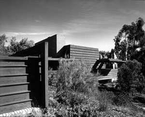 Exterior view of the Sturges House, Los Angeles, 1939