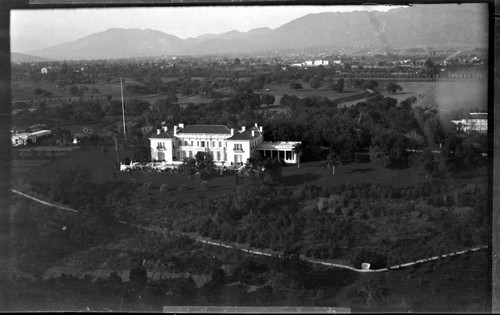 Aerial view of the Henry E. Huntington residence from the south, San Marino. 1913