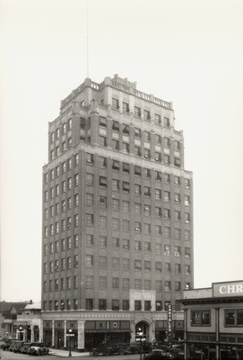 Stockton - Streets - c.1920 - 1929: Medico-Dental Building