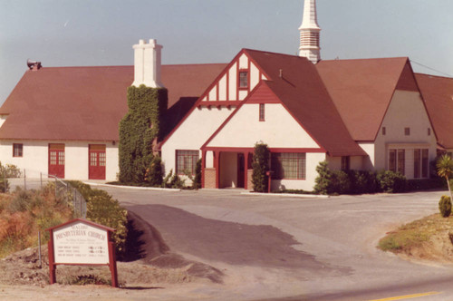 Malibu Presbyterian Church, 1974