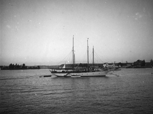 Boat at Balboa