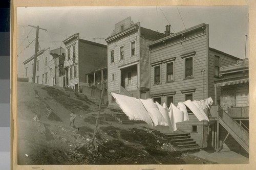 North side of Union St. bet. Montgomery & Sansome Sts. These homes were saved from the fire of April 18/06