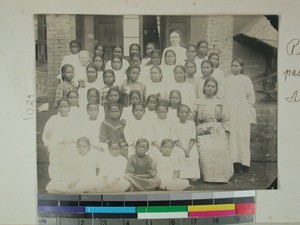 Karen Schaanning together with girls from Faravohitra Girls' School, Antsirabe, Madagascar, ca.1915