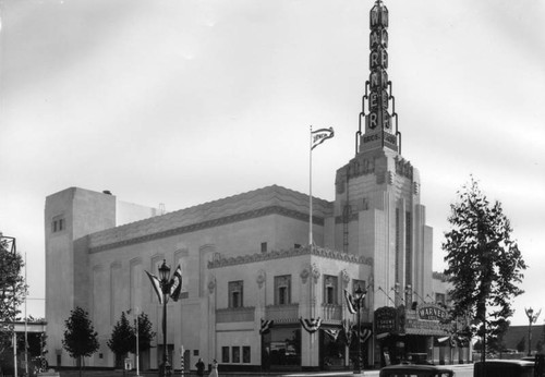 Exterior, Warner Bros. Theater