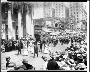 Northward view of Spring Street during a Memorial Day Parade, ca.1915