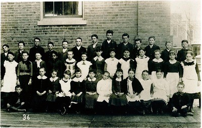 Stockton - Schools - To 1900: Unidentified elementary class portrait