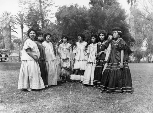American Indian women dancers