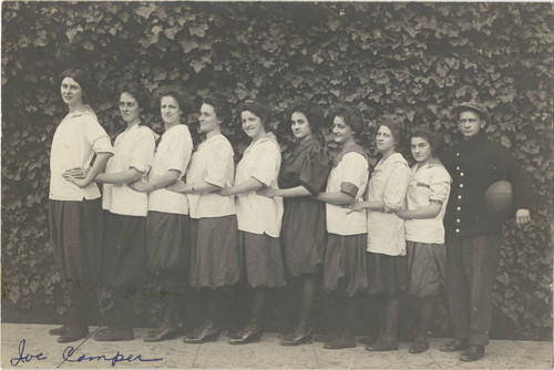 Girl's basketball team, 1912