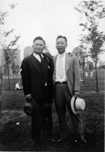 Hahn Jang Ho and Sung Sik Lee in park