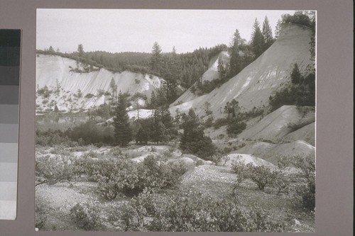 [From Malakoff Diggins mine.] Malakoff Mine diggings. North Bloomfield. 1954