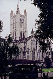 Den anglikanske St. Pauls Domkirke, som siden 1973 har stået for kirkens nødhjælps- og udviklingsarbejde i Calcuttas slumområder. Foto 1991