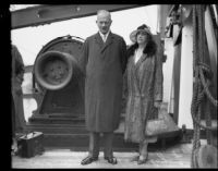 Viscount Julian Hedworth Byng and his wife Evelyn vacation in America, San Pedro, 1935