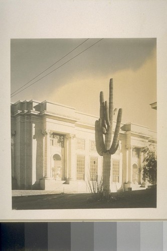 H415. [Unidentified building.]