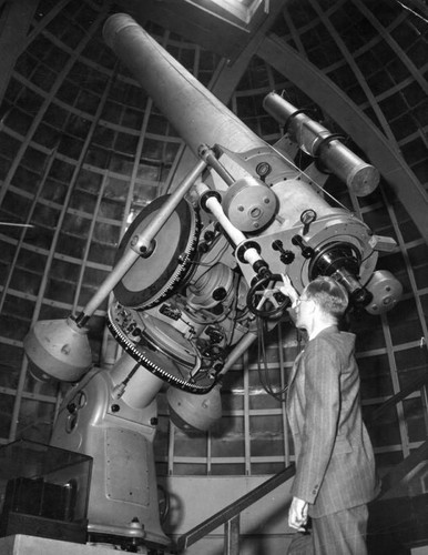 Here's Griffith Park 12-inch telescope