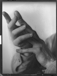 [Hands. Unidentified person.] [negative]