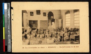 Female clergy teaching a class, Kisantu, Congo, ca.1920-1940
