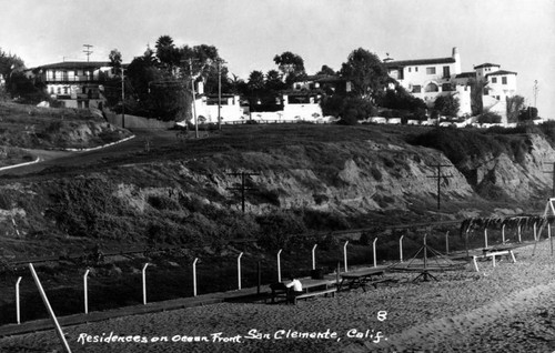 Ocean front homes in San Clemente, ca. 1940
