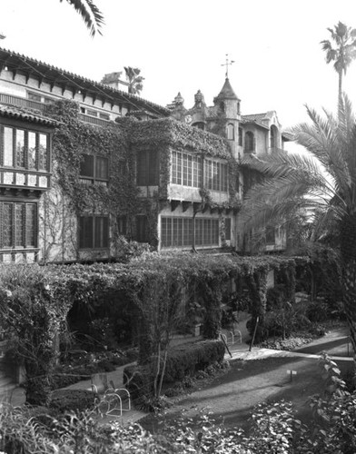 East wing exterior, Mission Inn