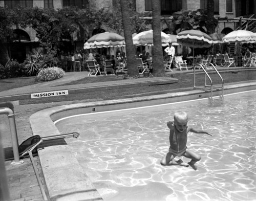 Swimming pool, Mission Inn