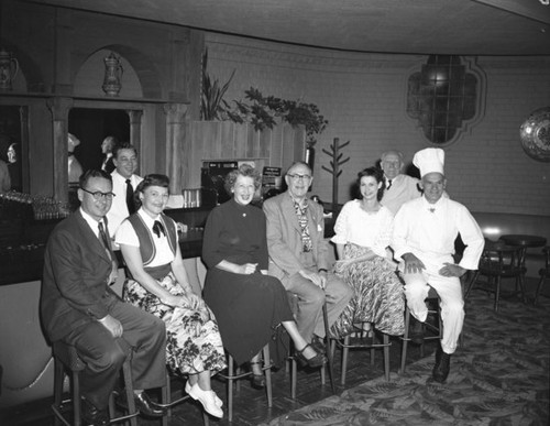 Group portrait at Los Amigos bar, Mission Inn