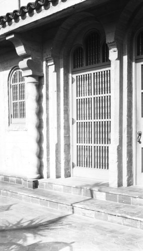 Door, Mission Inn