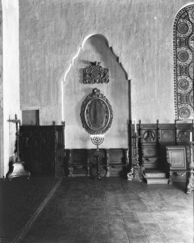 St. Francis Chapel interior, Mission Inn