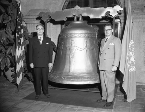 Freedom Bell ceremony, Mission Inn