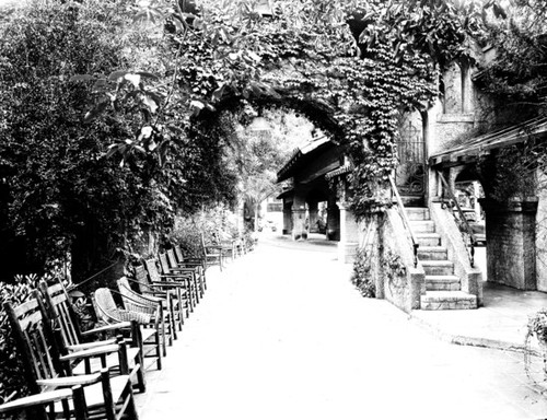 Companaro Stairs, Mission Inn