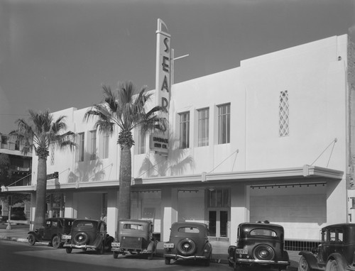 Exterior view of Sears, Roebuck and Company