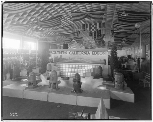 D2.4 - Displays, Fairs - Pomona Fair Los Angeles Co. 1937
