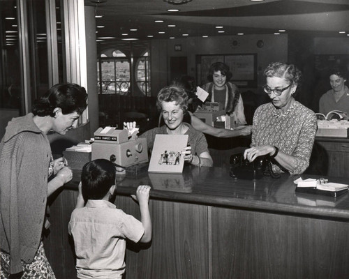 The Civic Center Branch of the Marin County Free Library, circa 1963, in the recently-opened Marin County Civic Center [photograph]