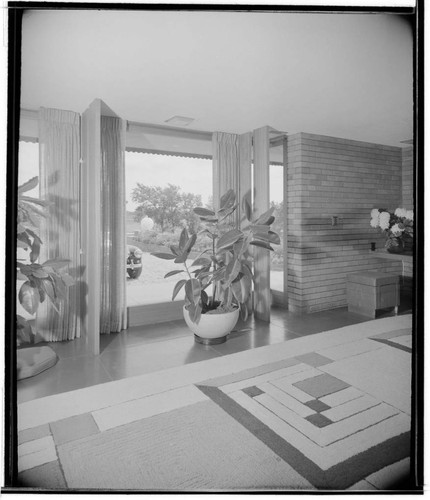 Price, Harold C., Jr., residence. Interior