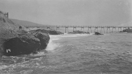 Laguna Beach Postcard Depicting Laguna Beach Pier, early 1910s