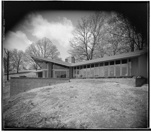 Smith, Rex and Ada, residence. Exterior
