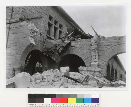 [Earthquake damage on campus of Stanford University, Palo Alto.]