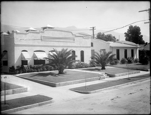 Mount Wilson Solar Observatory office and shops, Santa Barbara Street, Pasadena