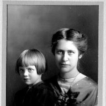 Maude Covenhoven and Helen Girard