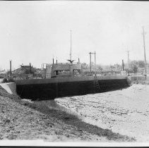 "Inlet of siphon under Colorado River at Yuma. Yuma Project of the United States Reclamation Service