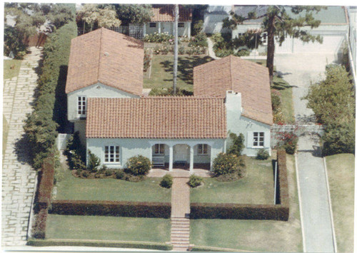 Aerial view of home at 506 Adelaide Drive, Santa Monica, Calif