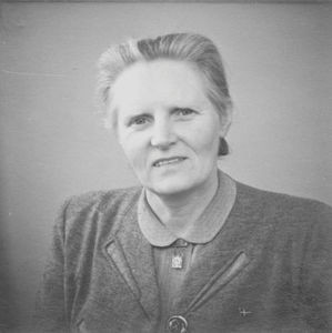Anna Bothilde Nielsen, b. 31. 05. 1899 in Esbjerg. Nurse Exam.1925. Emission to China: 1928. Su