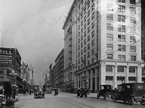 Broadway & 8th in 1914