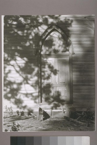 Church door. No. [i.e. North] Bloomfield. 1939