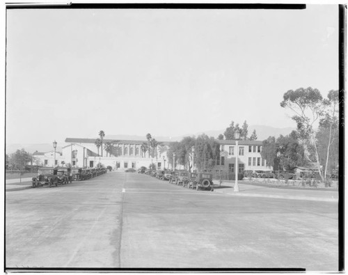 Pasadena Public Library, 285 East Walnut, Pasadena. 1929
