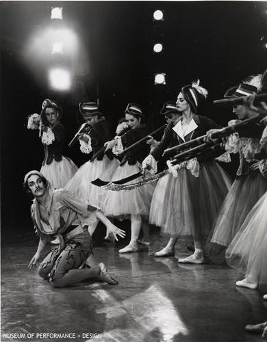 David McNaughton with female dancers in a performance of Christensen's "Con Amore"
