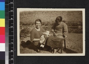 Hilda Porter with Chinese woman and baby, China, 1947
