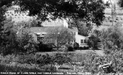 Ranch home of Clark Gable and Carole Lombard, Encino, California, circa  1948 — Calisphere