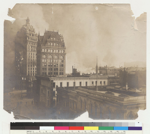 [Burning of Call Building, left. From Kearny St.]