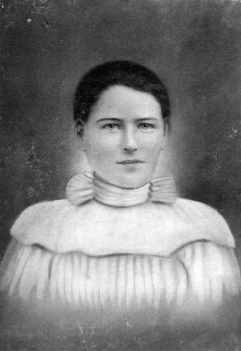 Annie Tehan Dobbel, daughter of William and Ellen Fallon Tehan, (c. 1885), photograph