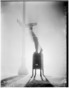 Night fog shots, 1953